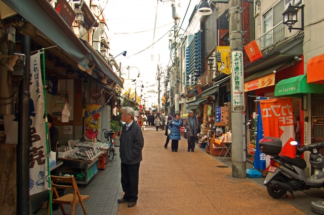 Showa-Shopping-Street